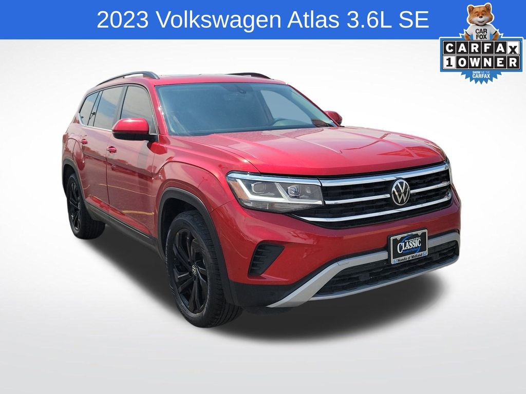 Used 2023 Volkswagen Atlas SE w/ Panoramic Sunroof Package