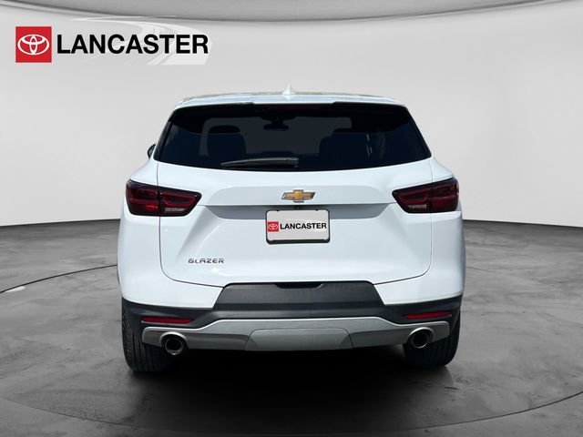 Used 2025 Chevrolet Blazer LT FWD image 6