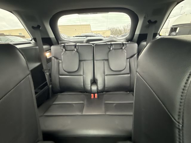 Used 2024 Ford Explorer Limited w/ Limited Technology Package image 23