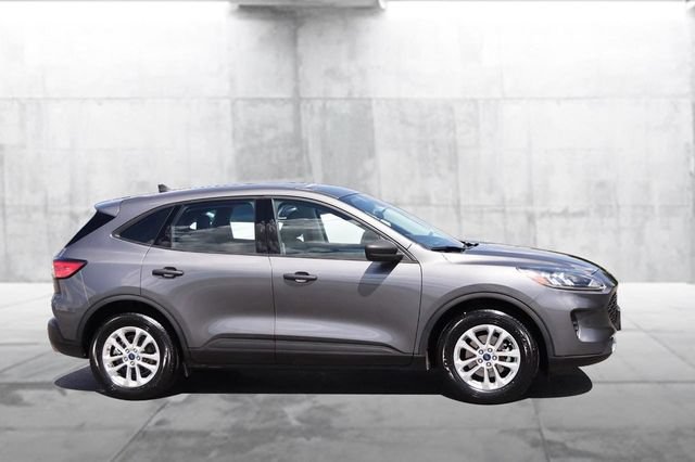Certified 2022 Ford Escape S FWD image 4