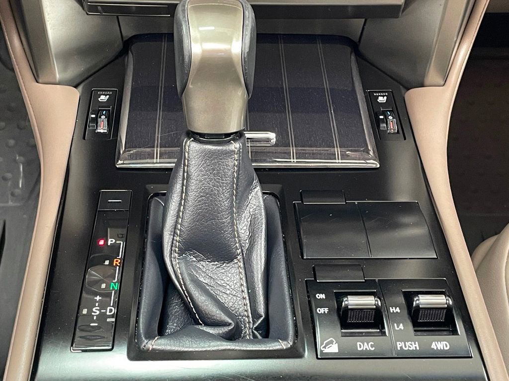 Used 2020 Lexus GX 460 Premium w/ Premium Package AWD/4WD image 42