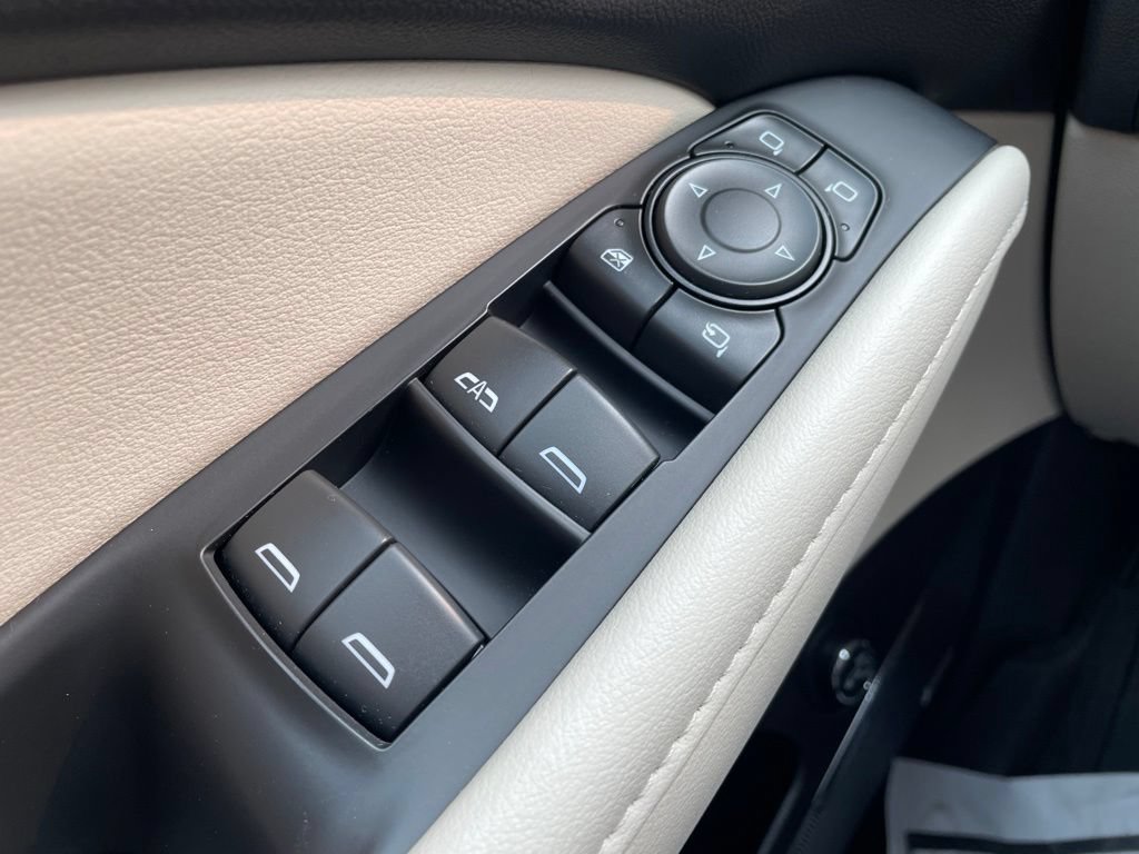 Used 2024 Buick Enclave Premium w/ Experience Buick Package FWD image 14
