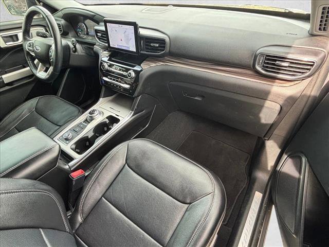 Used 2023 Ford Explorer Limited image 22