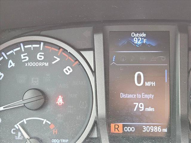 Used 2017 Toyota Tacoma TRD Off-Road AWD/4WD image 13