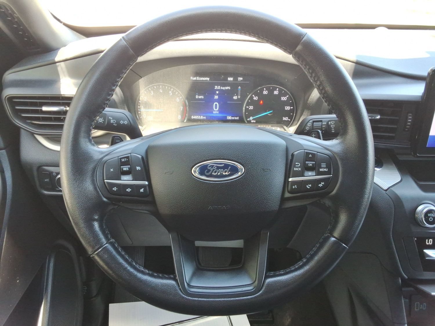 Used 2020 Ford Explorer XLT AWD/4WD image 11