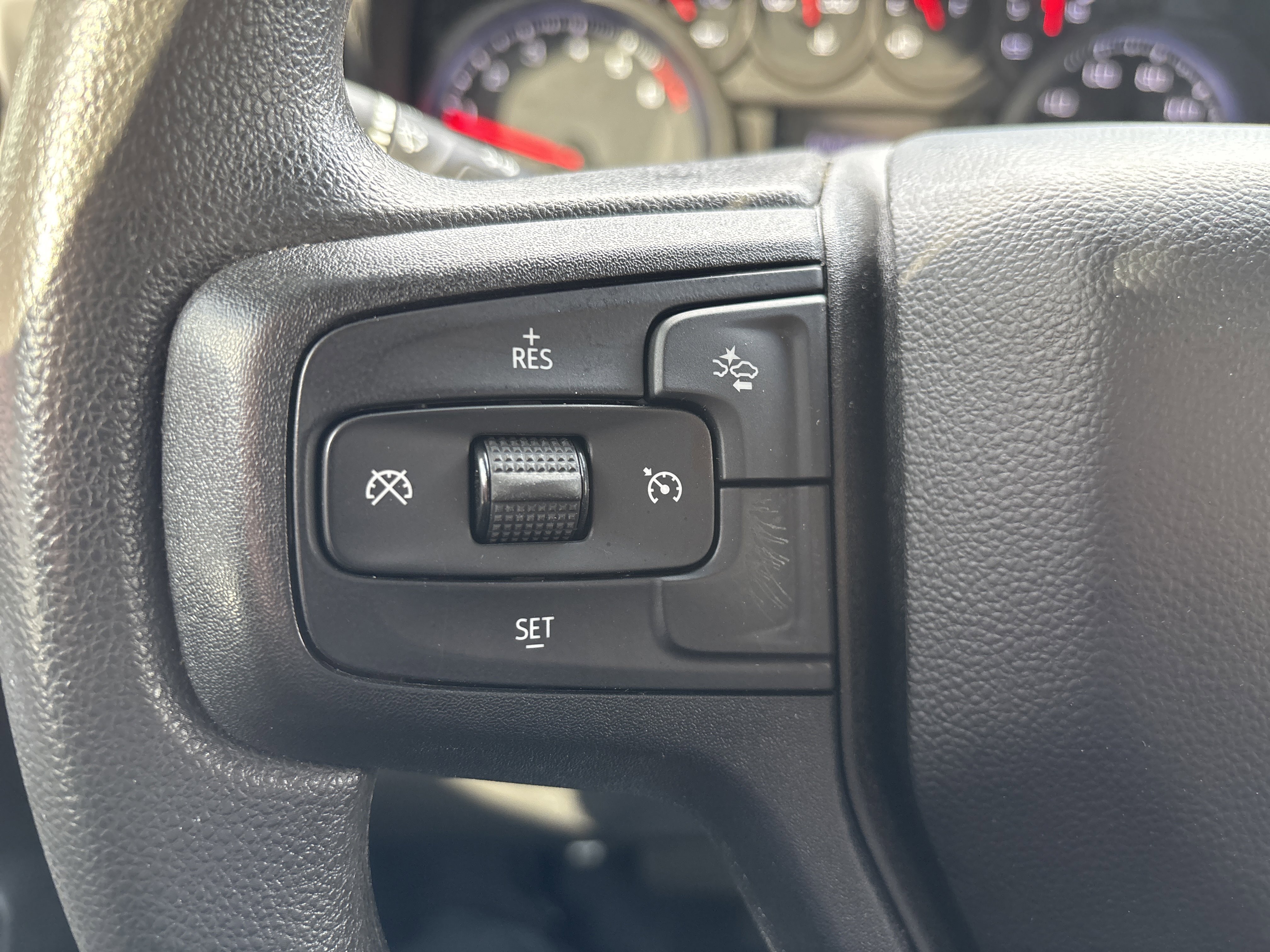 Used 2022 Chevrolet Silverado 1500 Custom image 18