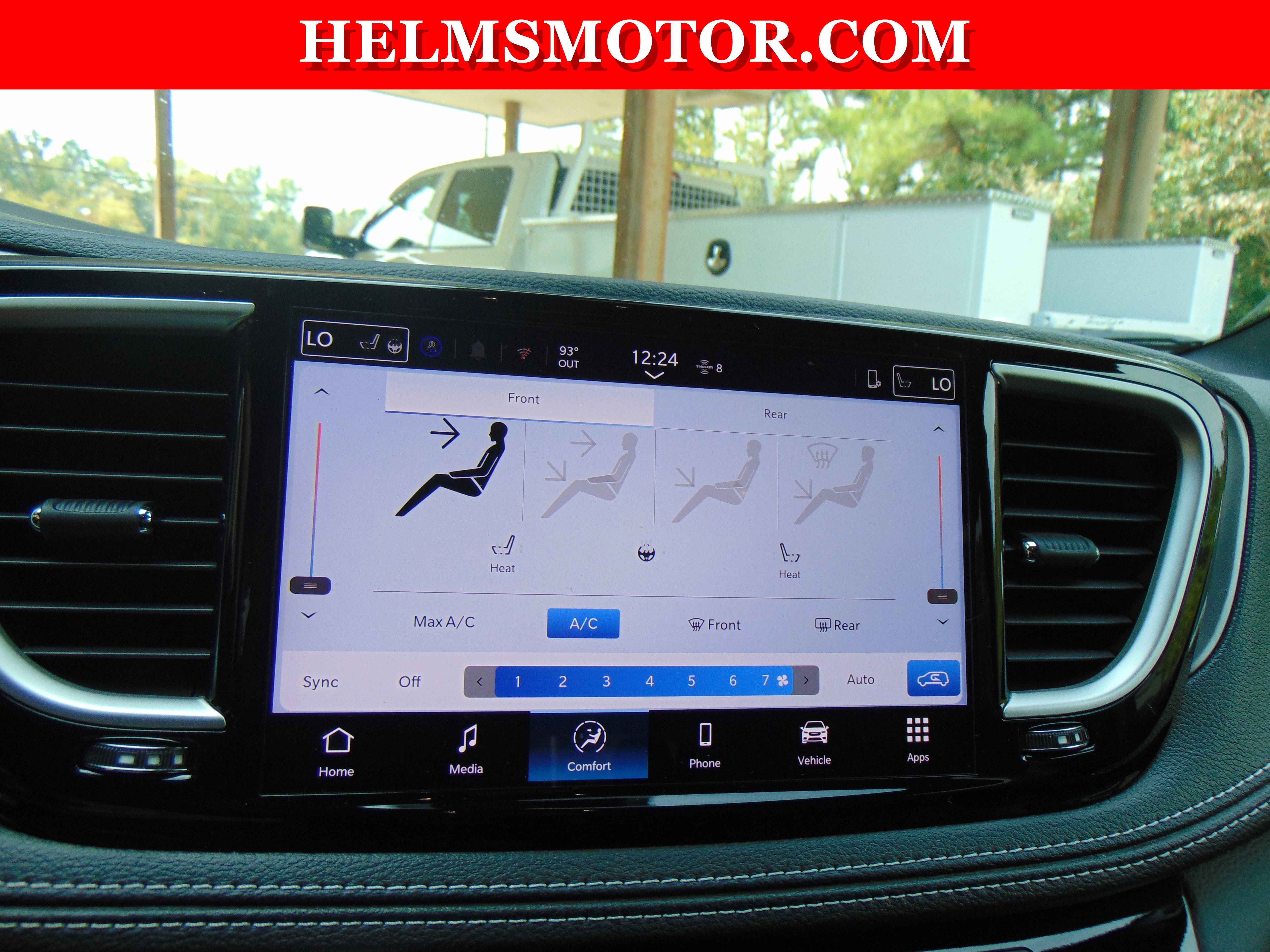 New 2026 Chrysler Pacifica Select image 27