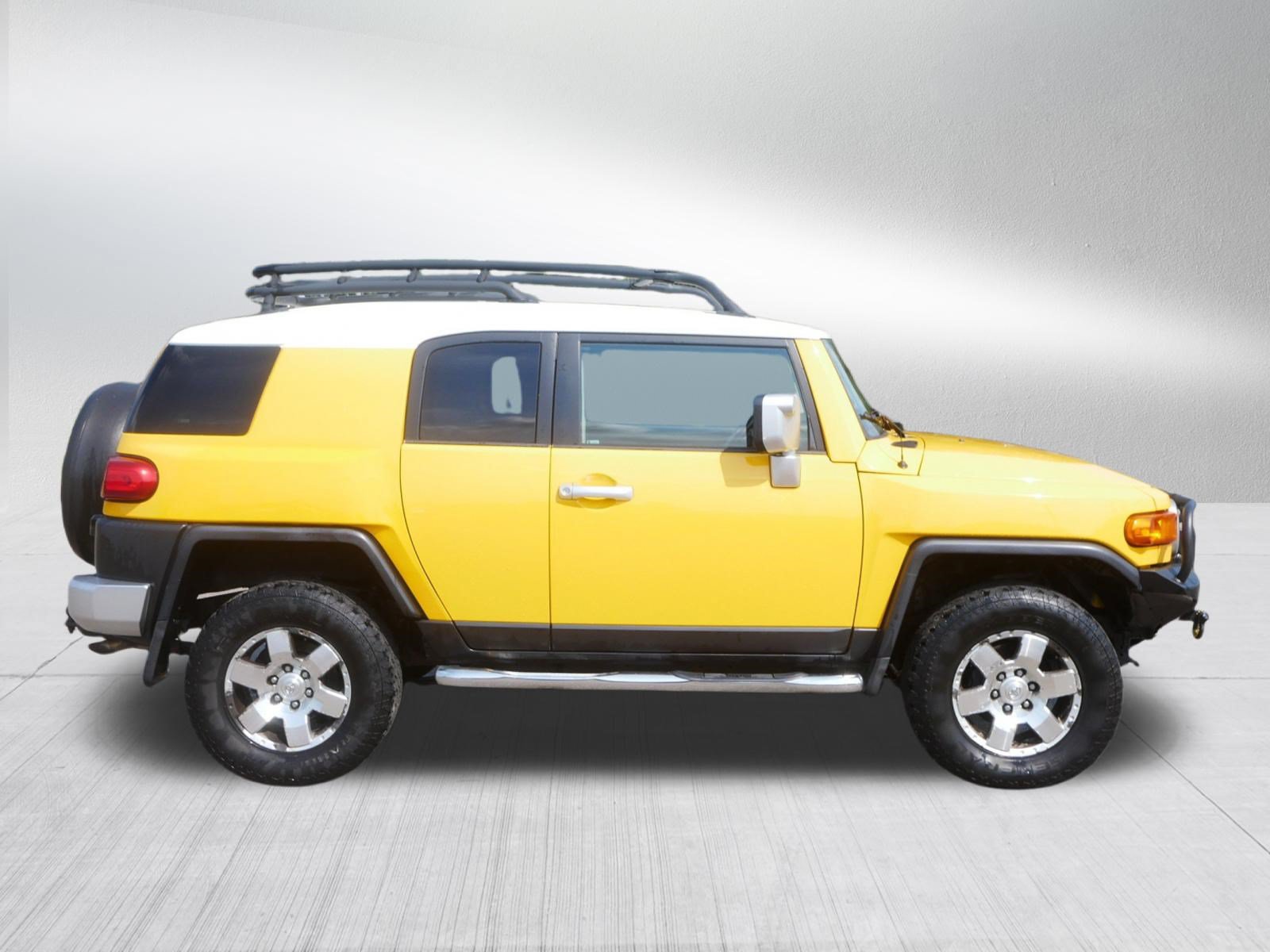 Used 2007 Toyota FJ Cruiser 4WD image 8