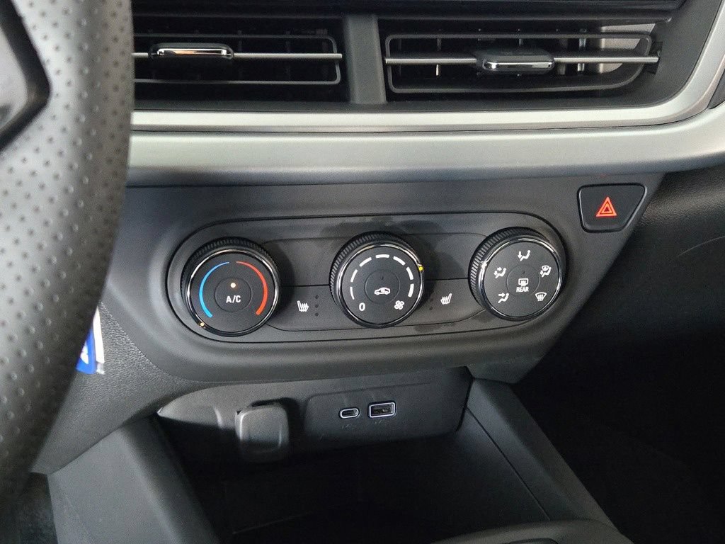 New 2026 Chevrolet Trax RS w/ Driver Confidence Package FWD image 24