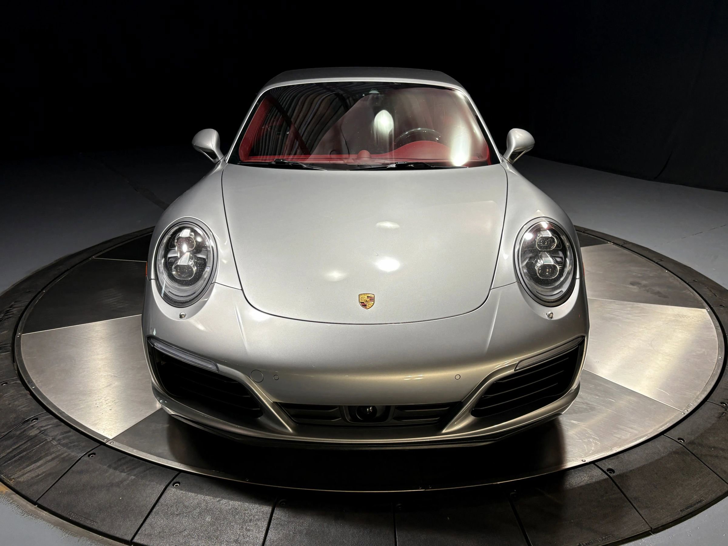 Used 2017 Porsche 911 Carrera 4S AWD/4WD image 5