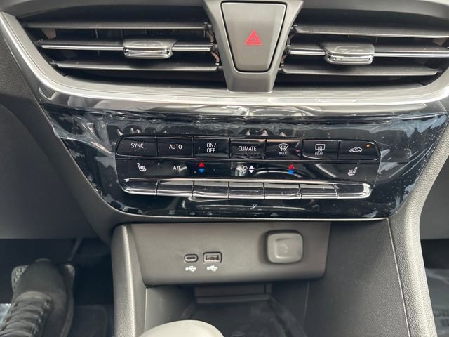 New 2026 Buick Encore GX Avenir w/ Avenir Technology Package image 13