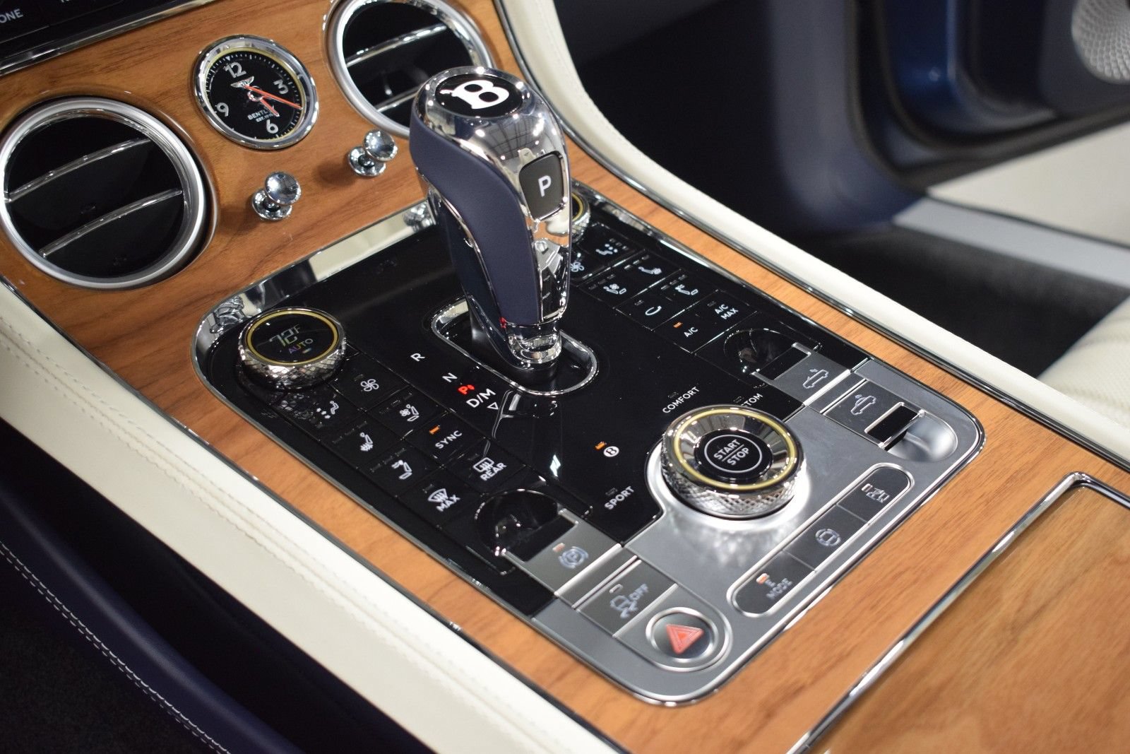 New 2026 Bentley Continental GTC AWD/4WD image 32
