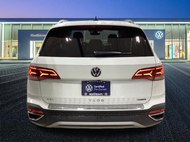 Certified 2023 Volkswagen Taos SEL image 5