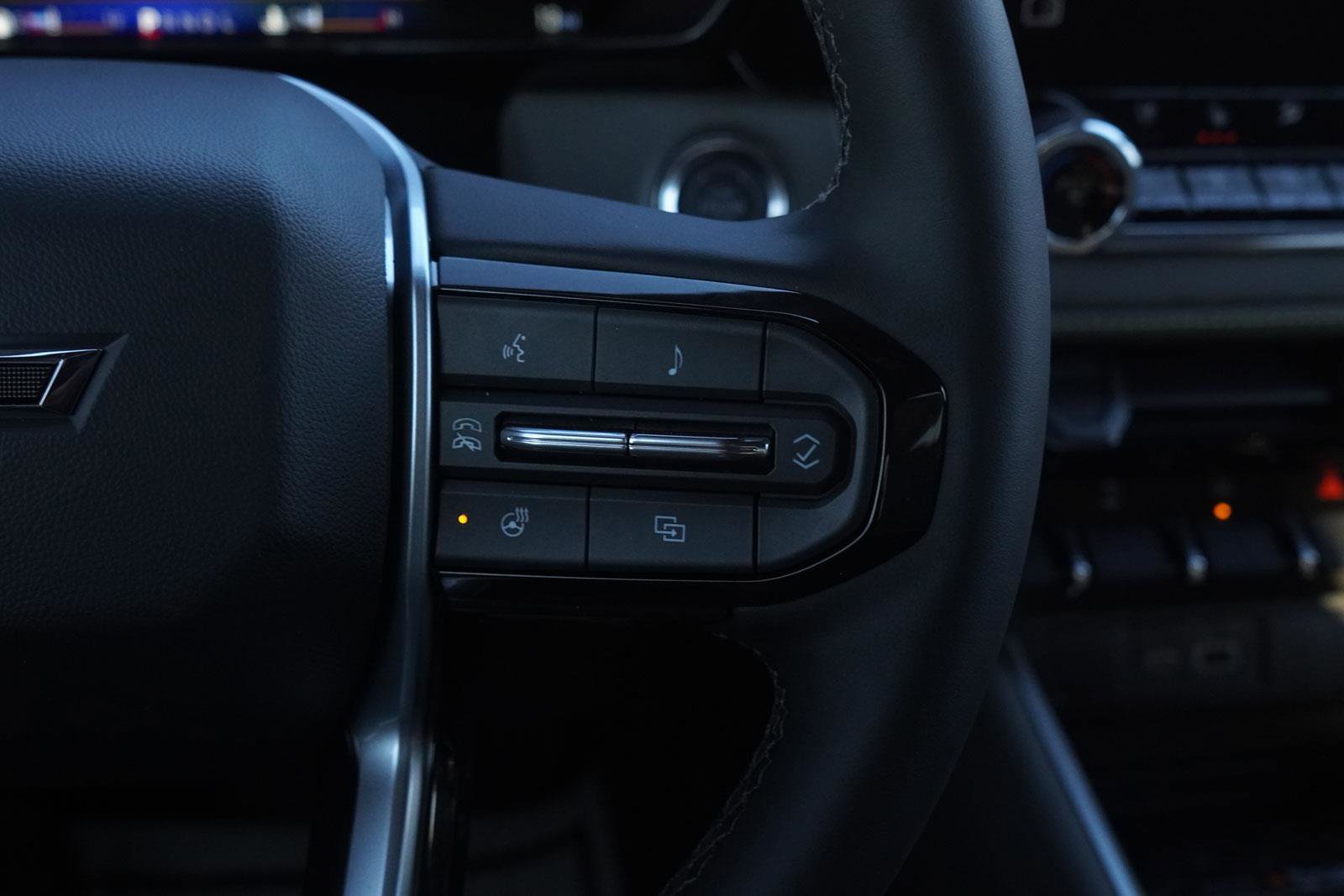 New 2026 Chevrolet Colorado ZR2 w/ Technology Package image 16