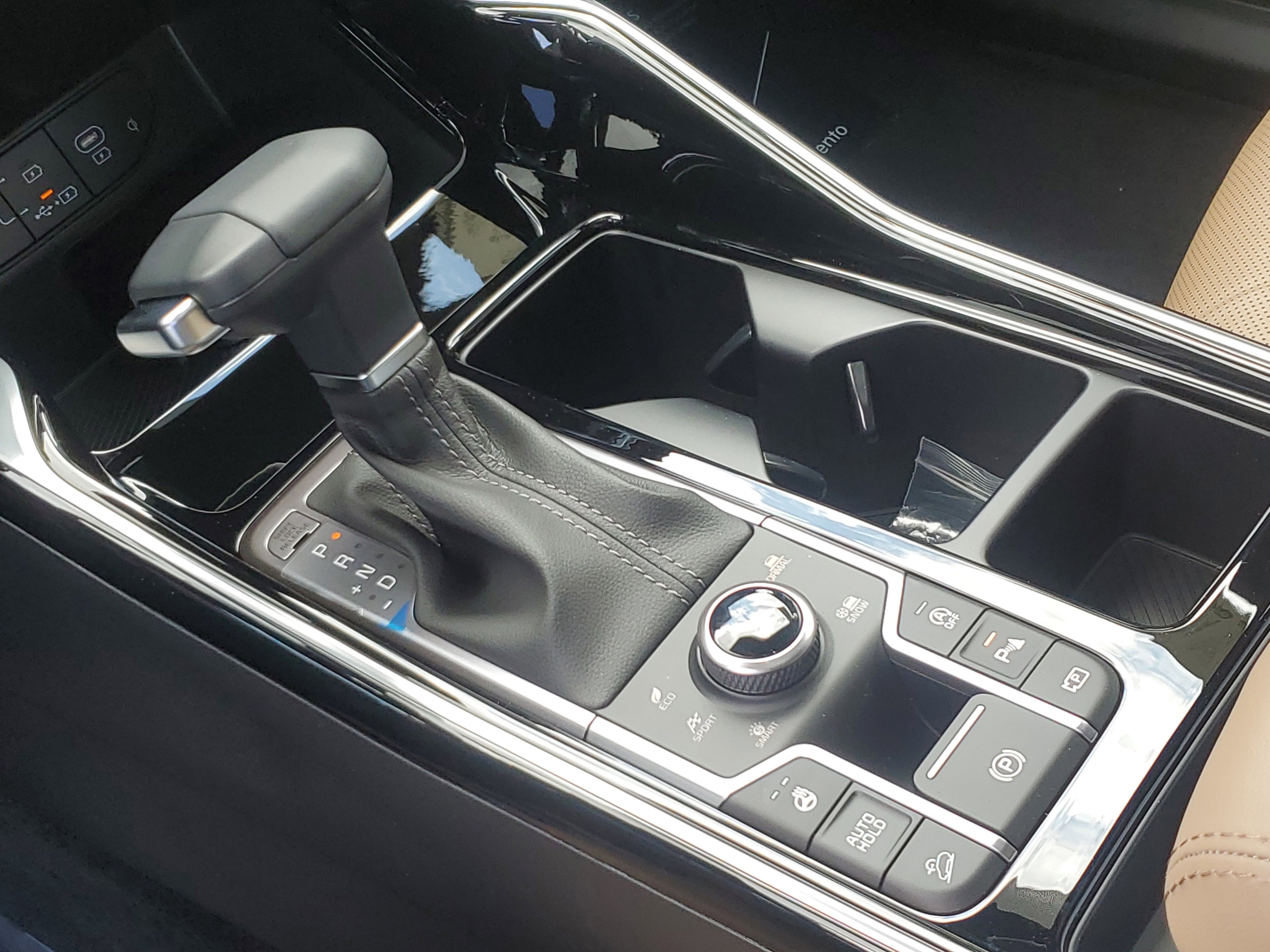 New 2025 Kia Sorento SX Prestige w/ Olive Brown Leather Package image 30