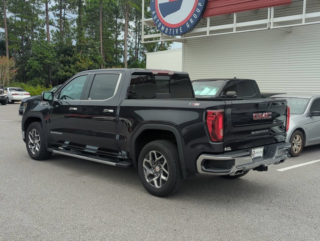 Used 2024 GMC Sierra 1500 SLT w/ SLT Premium Plus Package AWD/4WD image 4