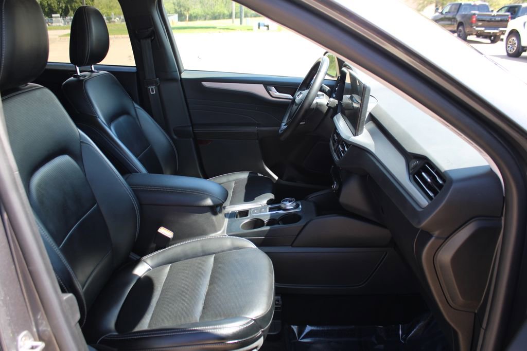 Used 2024 Ford Escape Platinum AWD/4WD image 8