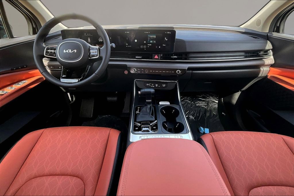 New 2026 Kia Carnival EX FWD image 5