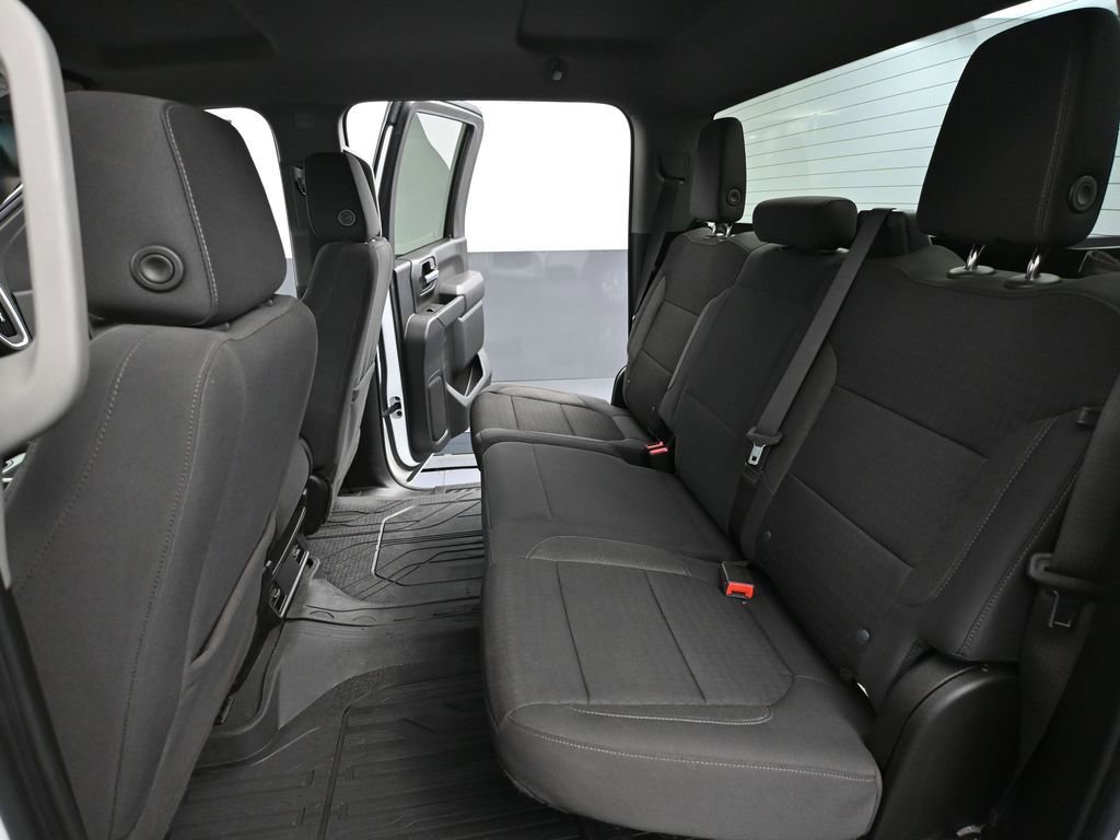 Used 2023 Chevrolet Silverado 2500 LT image 40