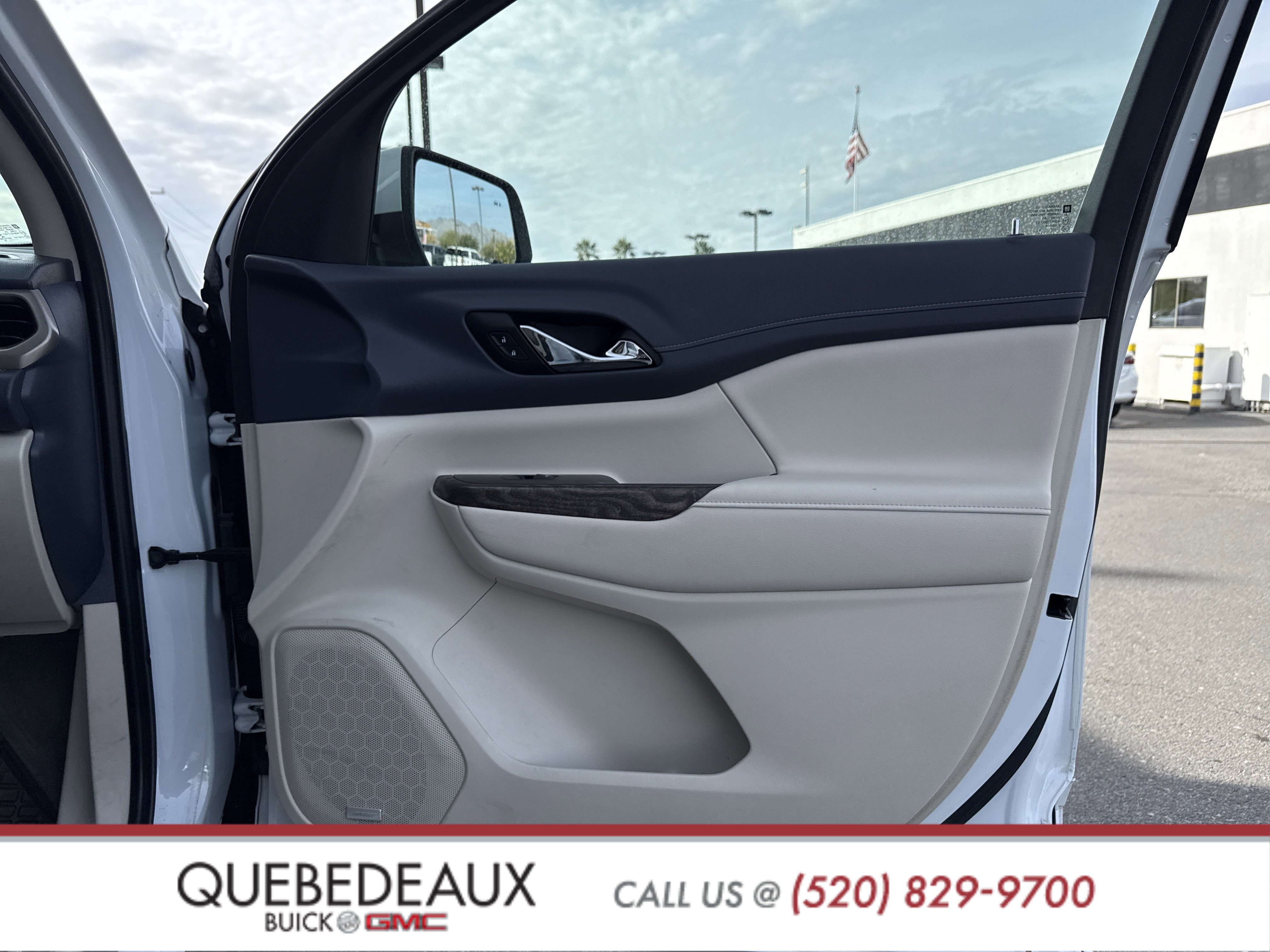 Used 2020 GMC Acadia Denali w/ Denali Ultimate Package image 38