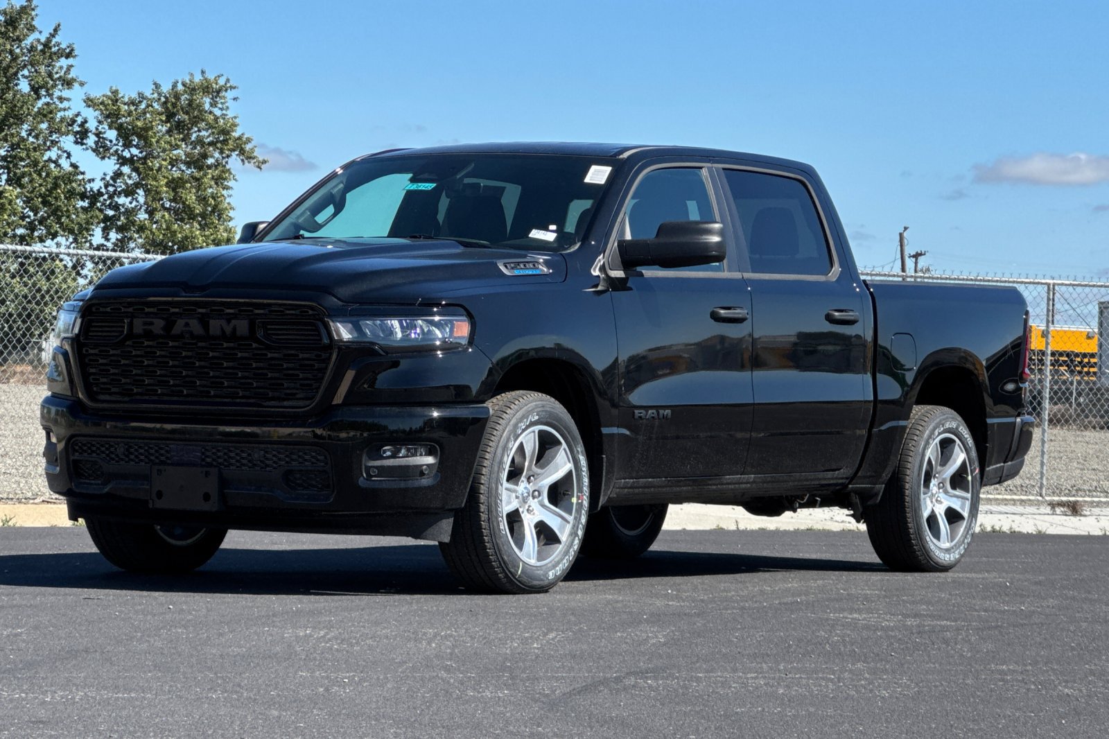 New 2026 RAM 1500 Express RWD image 7