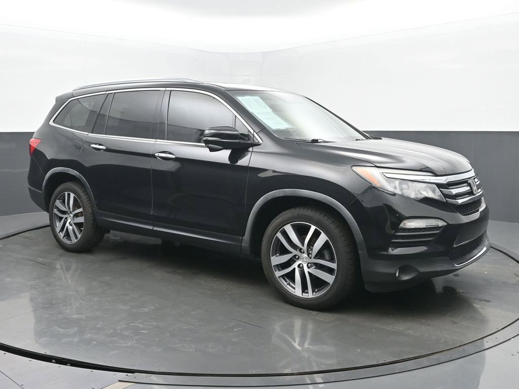 Used 2017 Honda Pilot Touring image 7