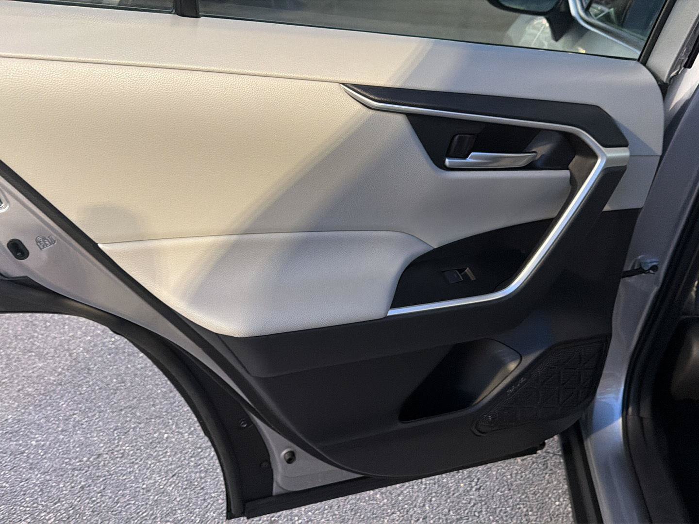 Certified 2023 Toyota RAV4 XLE Premium FWD image 17