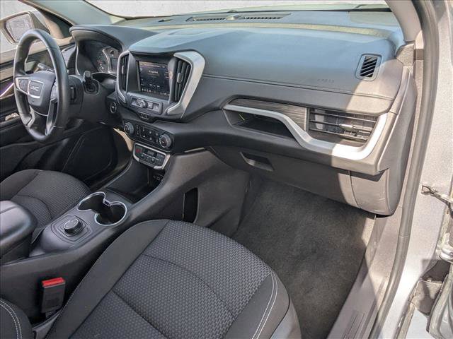 Used 2024 GMC Terrain SLE image 20