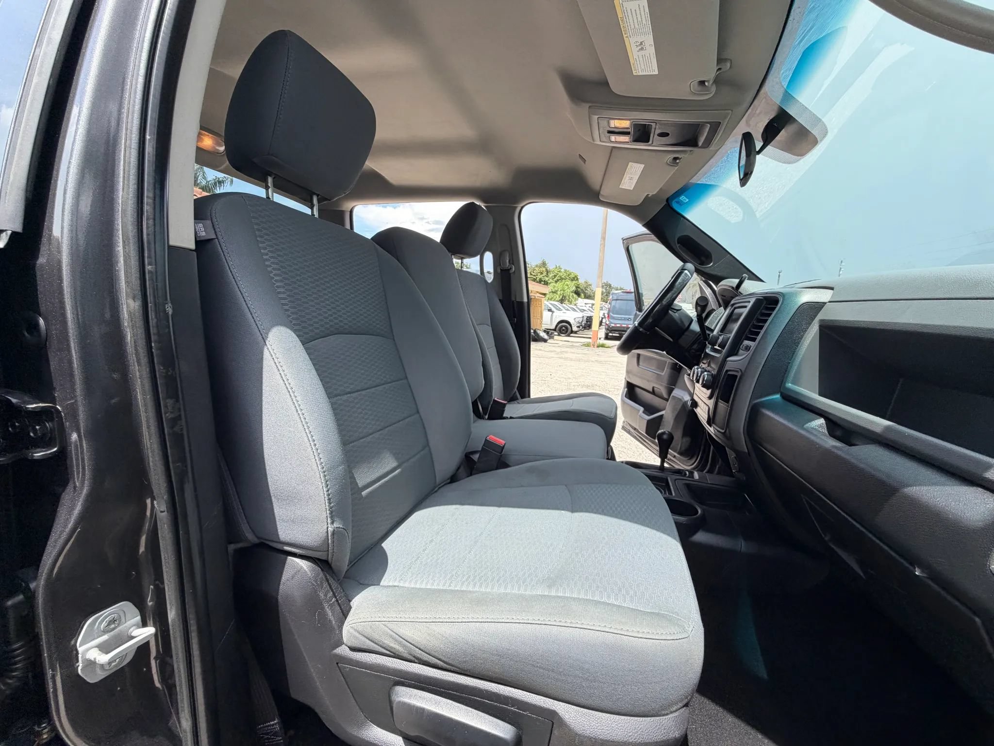 Used 2018 RAM 2500 Tradesman w/ Chrome Appearance Group AWD/4WD image 20