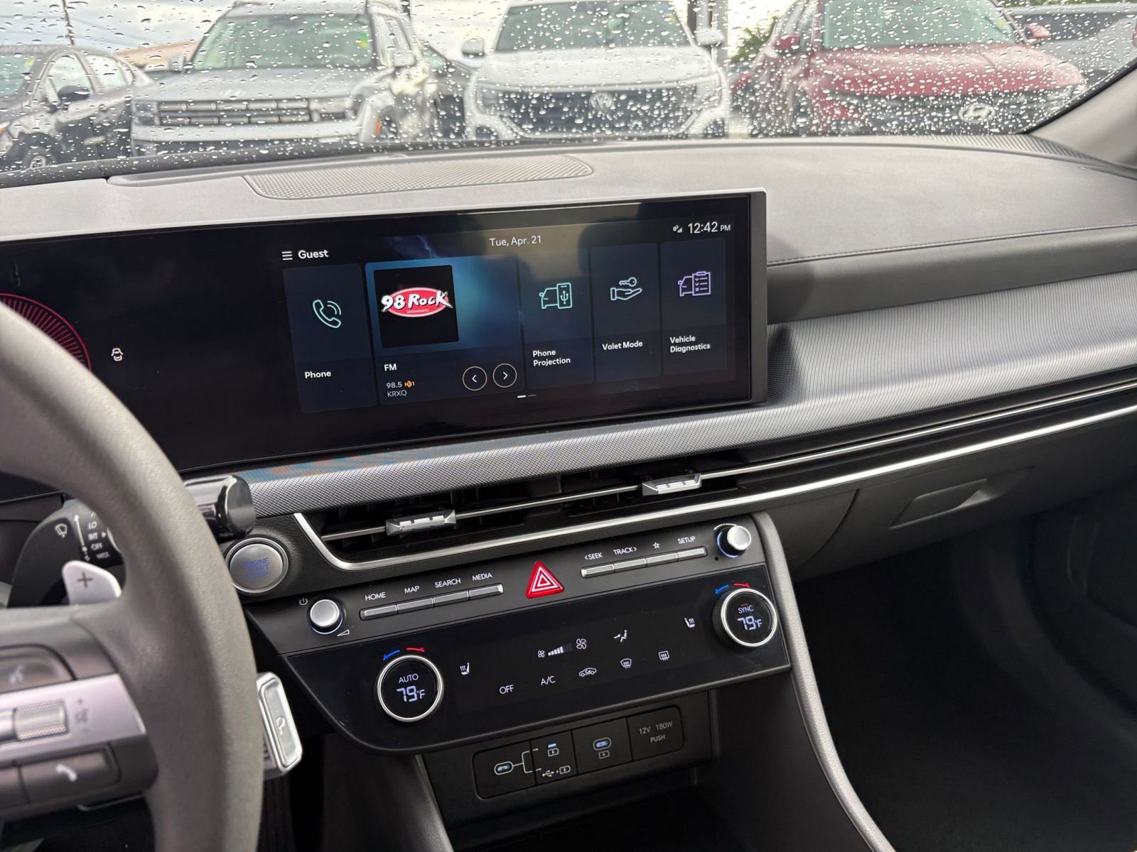 Used 2025 Hyundai Sonata SEL FWD image 17