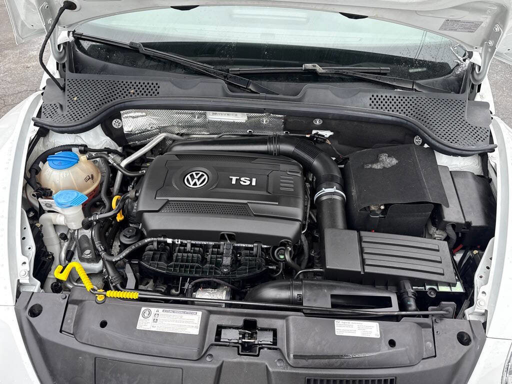 Used 2015 Volkswagen Beetle 1.8T image 9