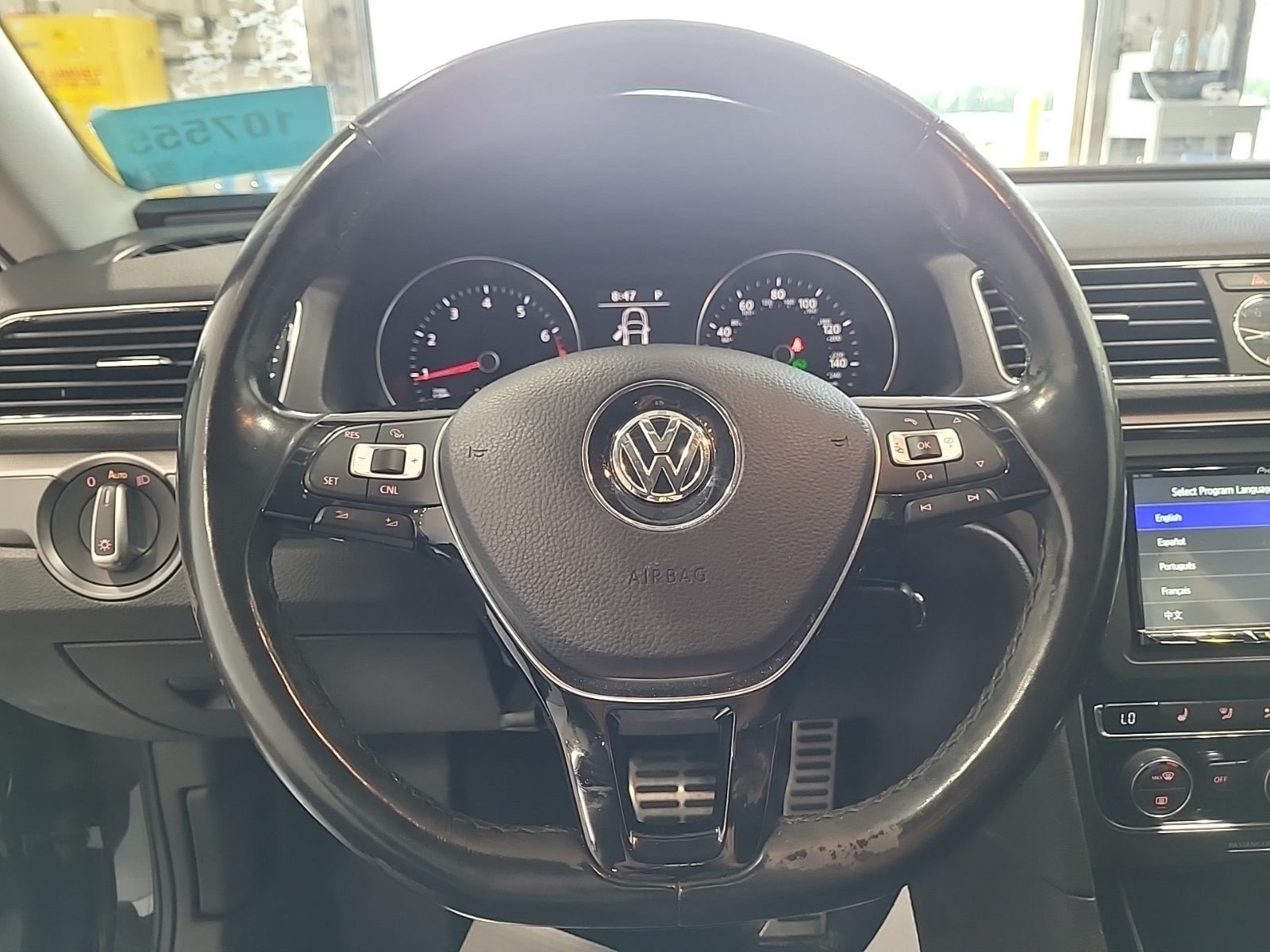 Used 2017 Volkswagen Passat 1.8T R-Line FWD image 5