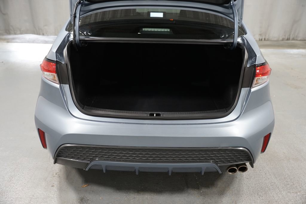 Used 2022 Toyota Corolla SE w/ SE Premium Package image 35