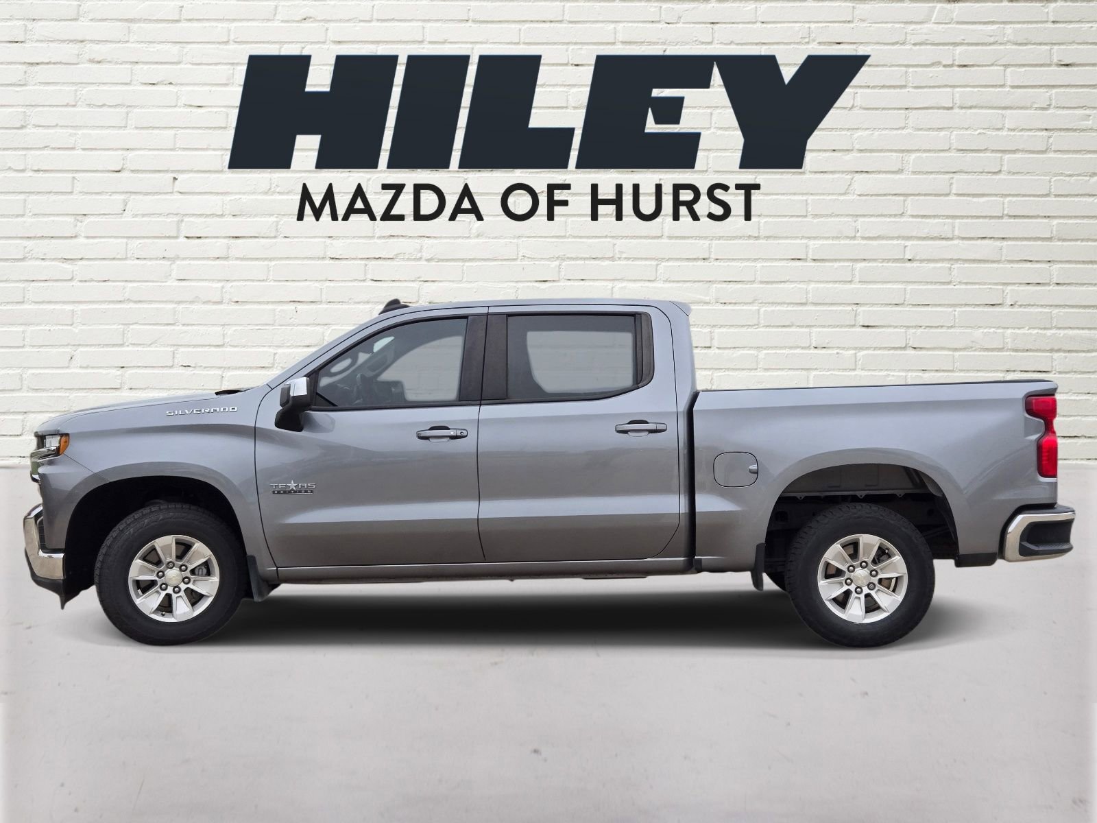 Used 2020 Chevrolet Silverado 1500 LT w/ Texas Edition image 3