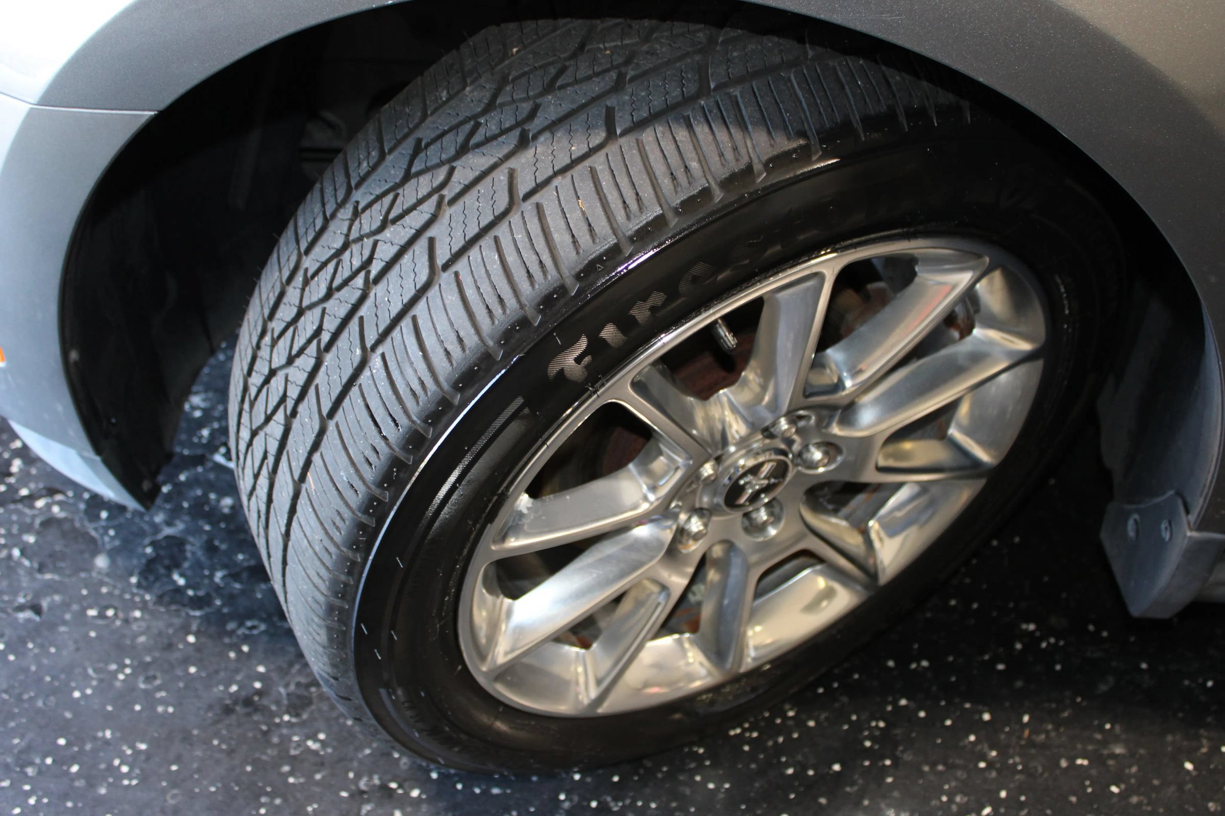 Used 2010 Ford Mustang Coupe RWD image 29