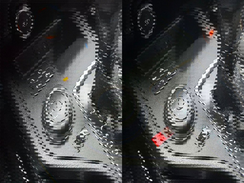 Used 2020 Ford Ranger XLT w/ Equipment Group 301A Mid image 17