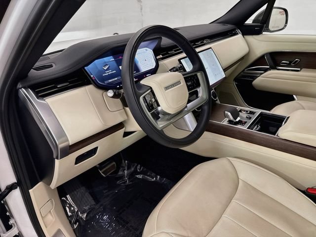 Used 2023 Land Rover Range Rover Long Wheelbase SE AWD/4WD image 9