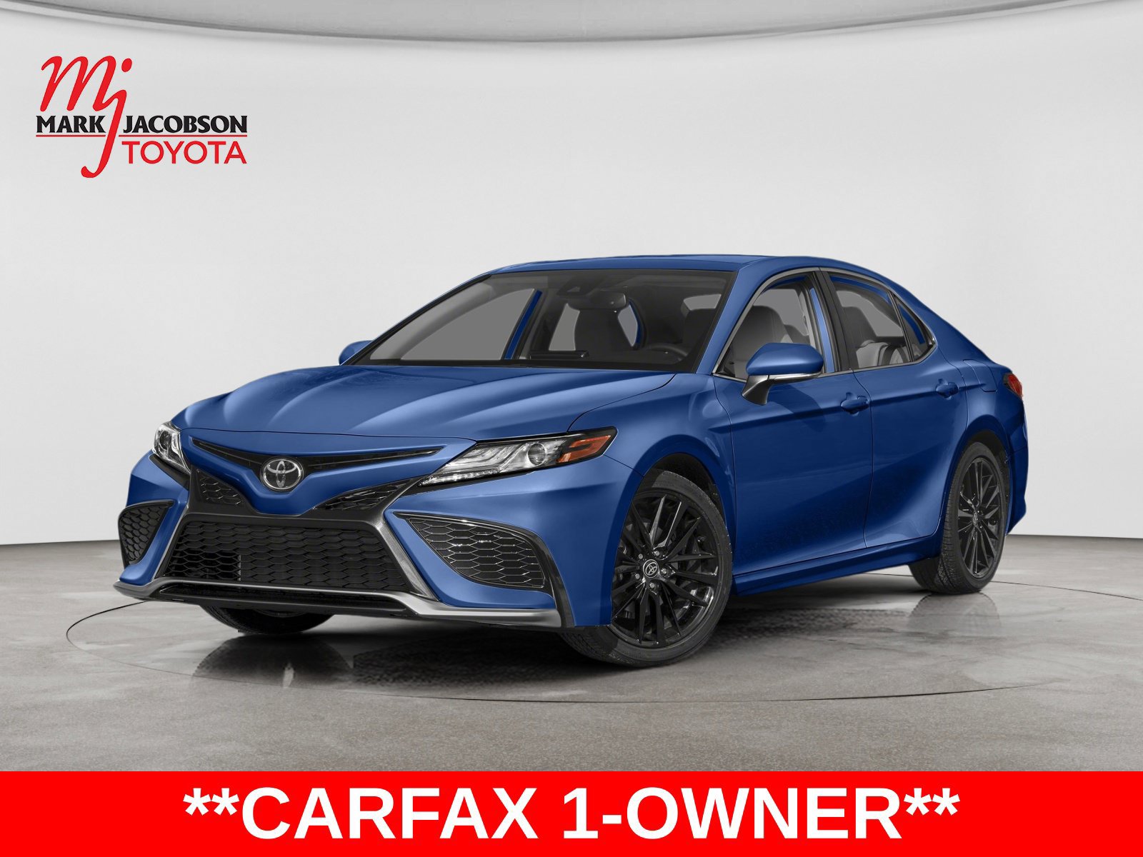 Used 2024 Toyota Camry XSE FWD image 1