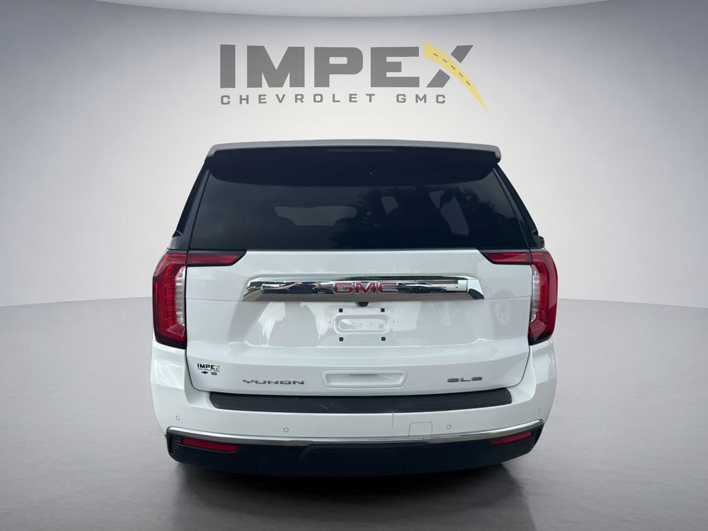 Used 2022 GMC Yukon XL SLE w/ Gmc Pro Safety Plus Package AWD/4WD image 4