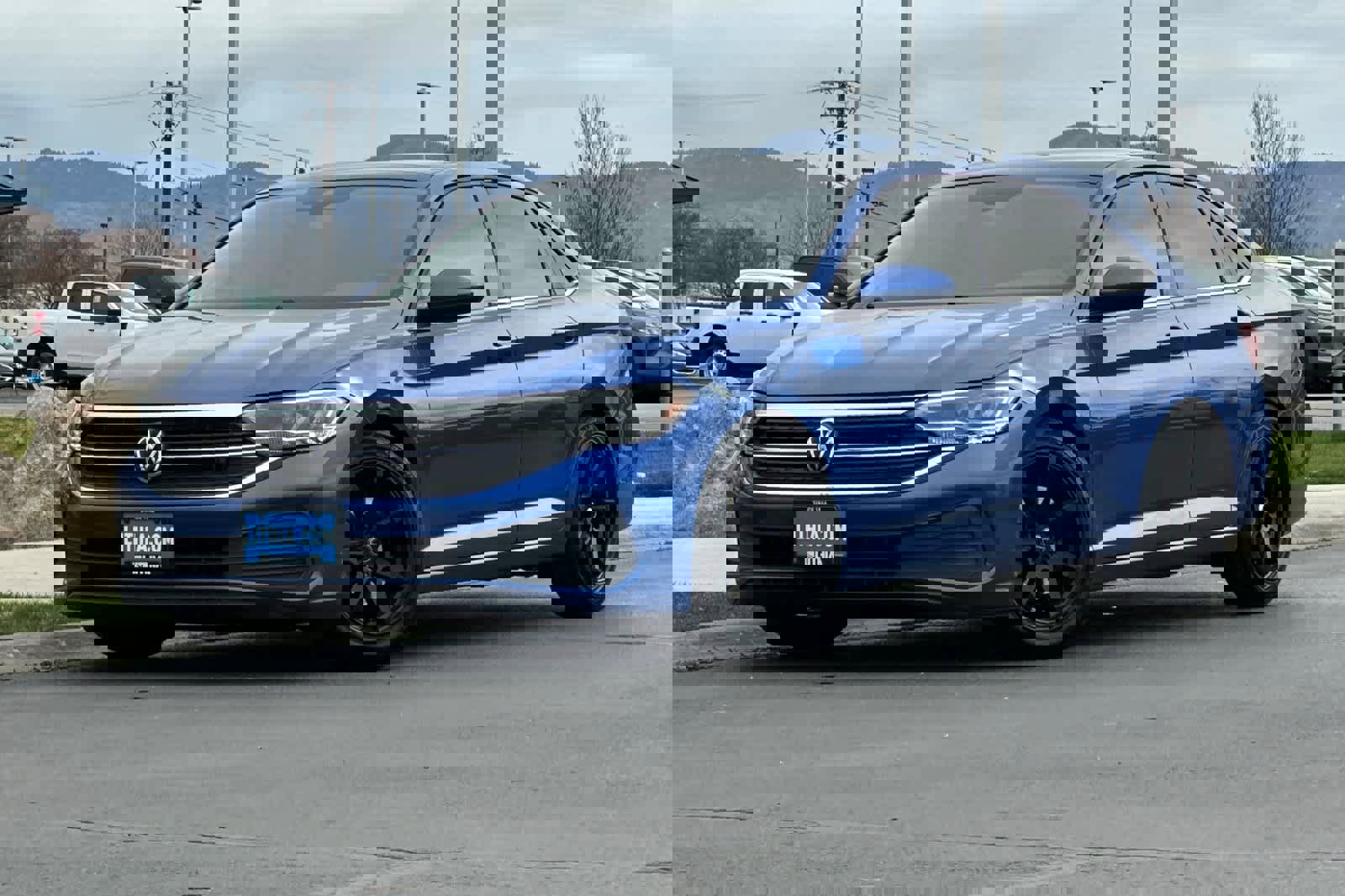 Used 2022 Volkswagen Jetta SE image 1