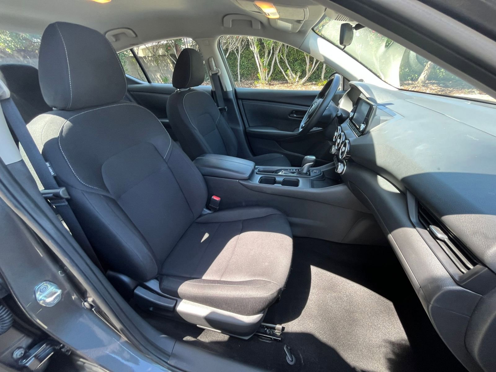 Used 2025 Nissan Sentra S FWD image 34