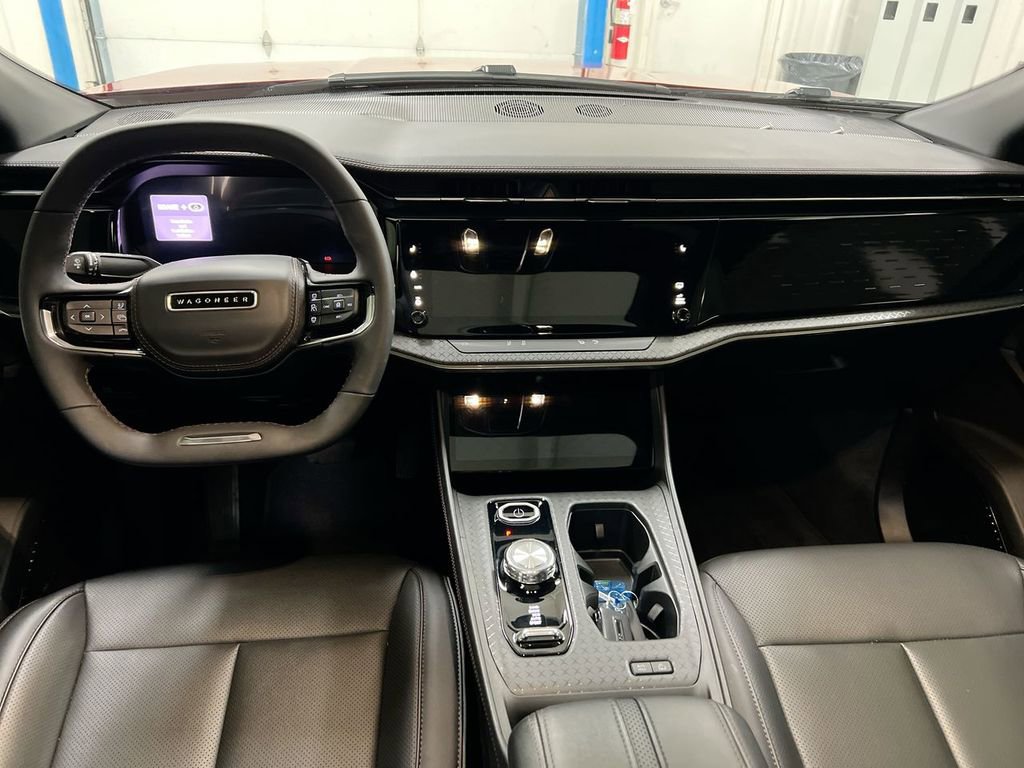 Used 2025 Jeep Wagoneer S Limited image 10