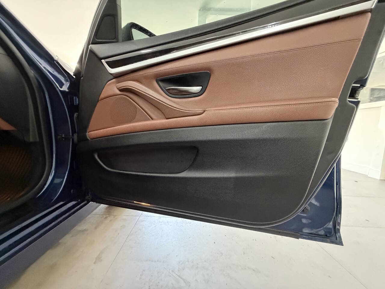 Used 2013 BMW 528i xDrive Sedan AWD/4WD image 15