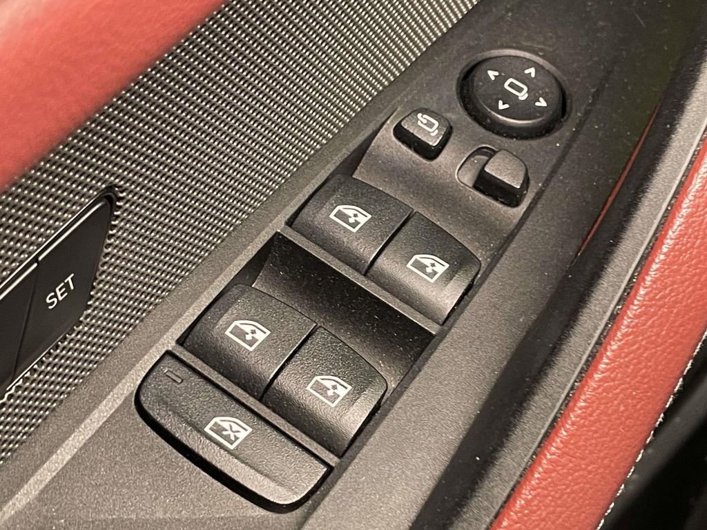 Used 2023 BMW i4 eDrive40 w/ Premium Package RWD image 33