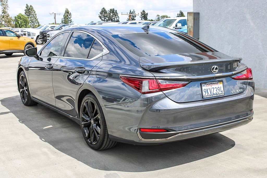 Used 2024 Lexus ES 300h F Sport w/ Accessory Package (Z2) image 38