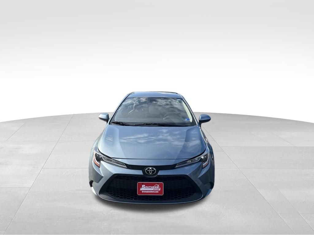 Used 2021 Toyota Corolla LE w/ Carpet Mat Package (TMS) FWD image 29