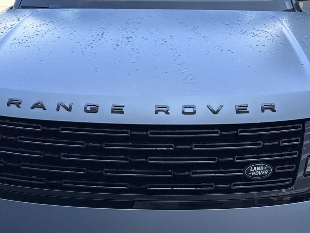 New 2026 Land Rover Range Rover SE AWD/4WD image 10