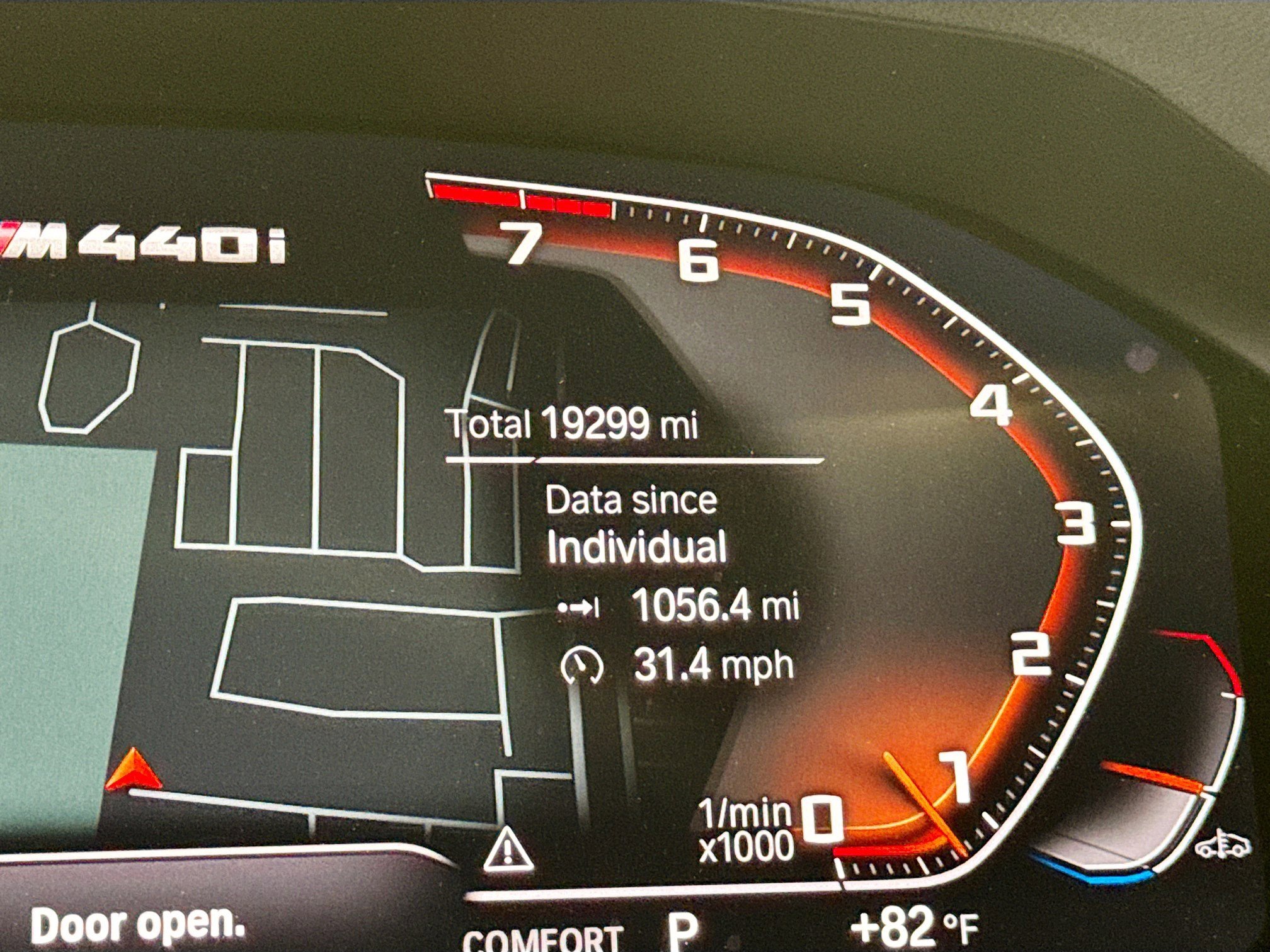 Used 2023 BMW M440i Coupe image 8