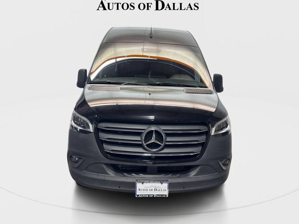 Used 2024 Mercedes-Benz Sprinter 2500 image 3