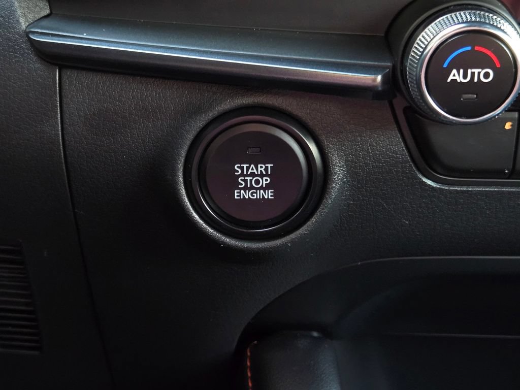 Certified 2025 MAZDA MAZDA3 Carbon AWD/4WD image 21
